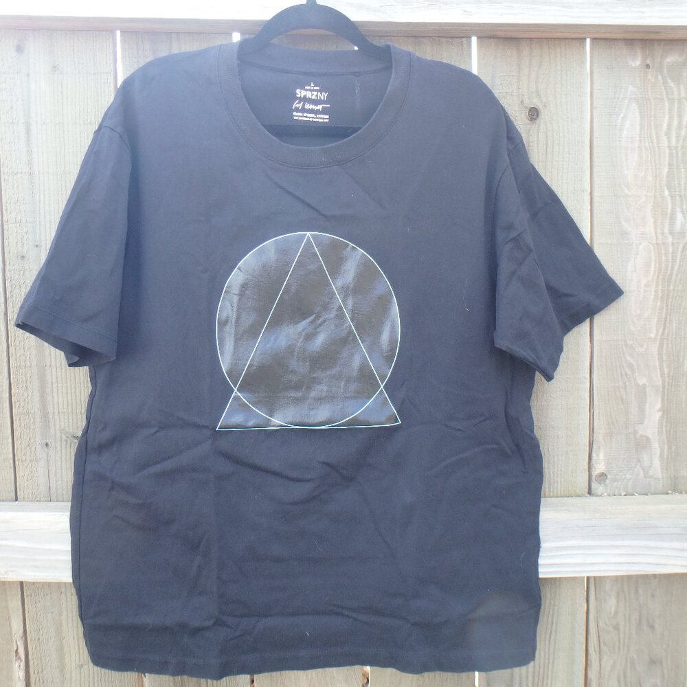 SPRZ NY MOMA Uniqlo geometric T-shirt (Large)